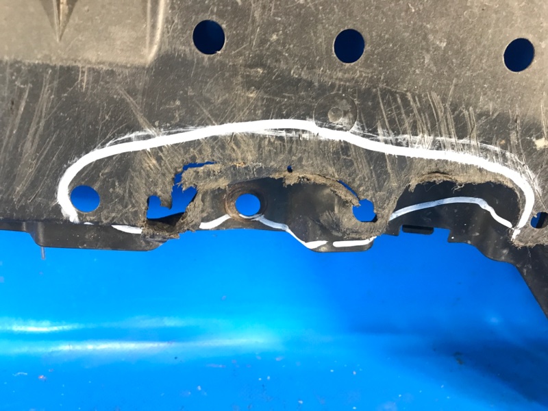 Защита переднего бампера PRIUS PLUS 11-14 2013 ZVW41L 1.8 2ZRFXE