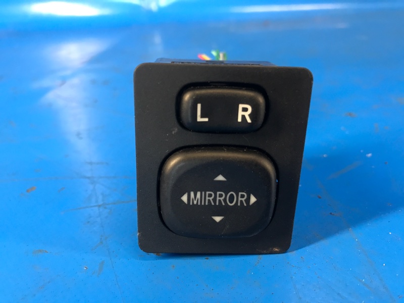Запчасть блок управления зеркалами TOYOTA PRIUS - 30 09-17 2010 ZVW30 8487034010 Б/У Блок управления зеркалами TOYOTA PRIUS - 30 09-17 2010 ZVW30 8487034010 Б/У