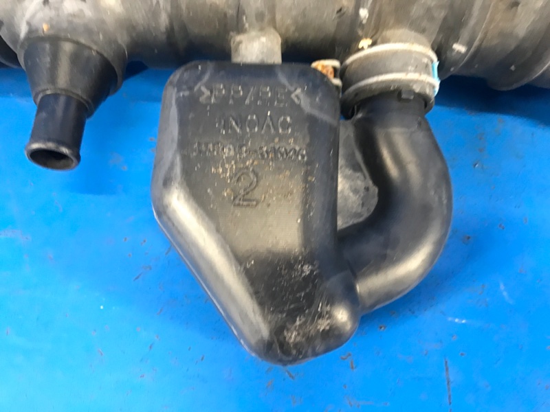 Патрубок воздушного фильтра IS250/350 05-13 2009 GSE21L 3.5 2GR-FSE