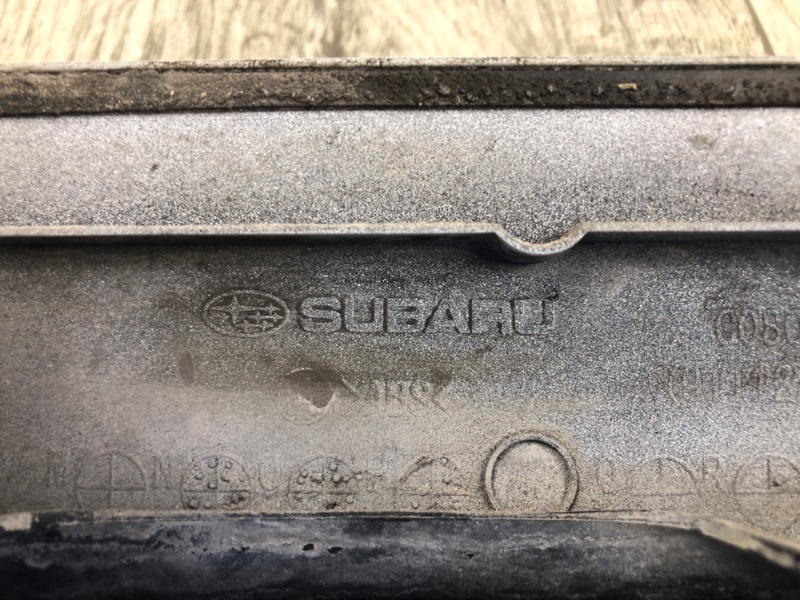 Панель подсветки номера LEGACY 09-15 BM 2012 SEDAN 3.6 EZ36