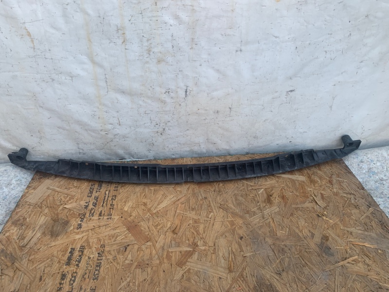 Кронштейн заднего бампера задний VOLKSWAGEN TOUAREG 02-10 2007 BHK 3.6 7L6 807 863 B Б/У