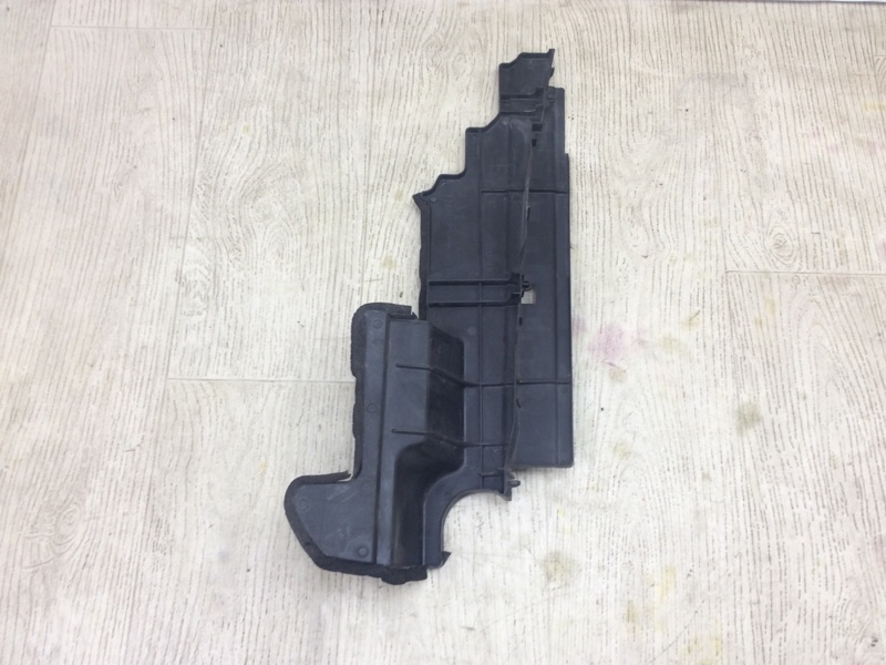 Дефлектор радиатора левый ES350 06-12 2011 SEDAN 3.5 2GR-FE