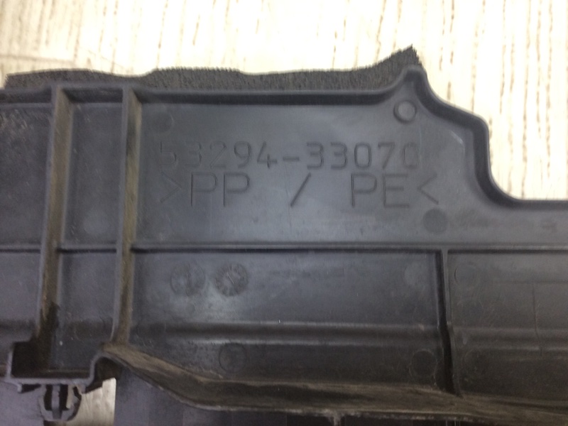 Дефлектор радиатора левый LEXUS ES350 06-12 SEDAN 3.5 2GR-FE