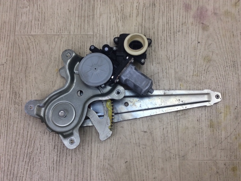 Стеклоподъемник задний левый LEXUS ES350 06-12 SEDAN 3.5 2GR-FE