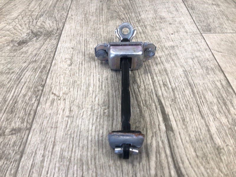 Ограничитель двери передний LEGACY 09-15 BM 2012 SEDAN 3.6 EZ36