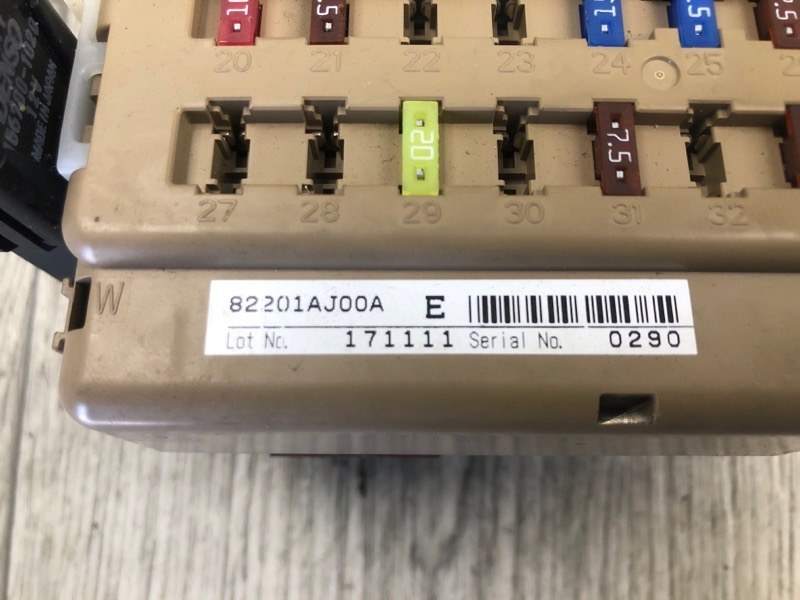 Блок предохранителей салон LEGACY 09-15 BM 2012 SEDAN 3.6 EZ36