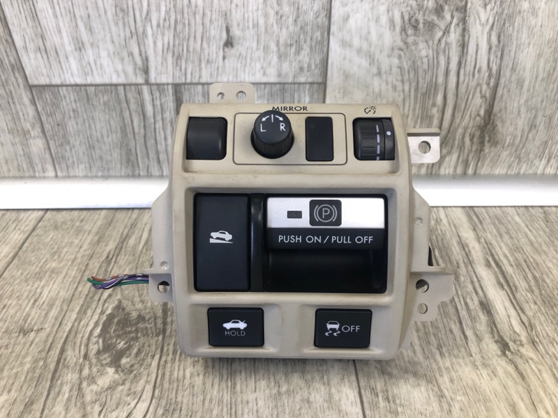 Блок кнопок торпедо SUBARU LEGACY 09-15 BM 2012 SEDAN 3.6 EZ36 83322AJ010 Б/У