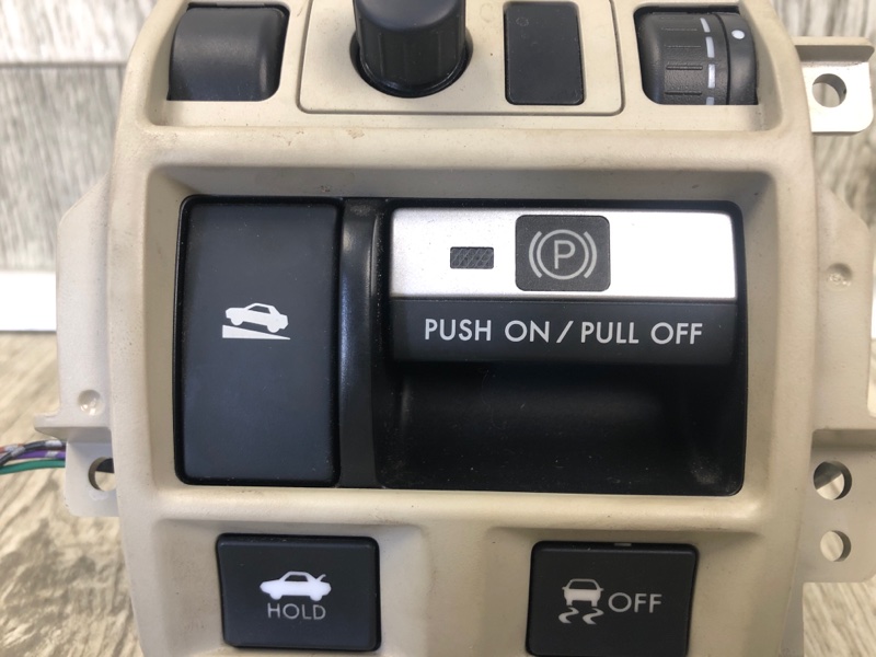 Блок кнопок торпедо LEGACY 09-15 BM 2012 SEDAN 3.6 EZ36