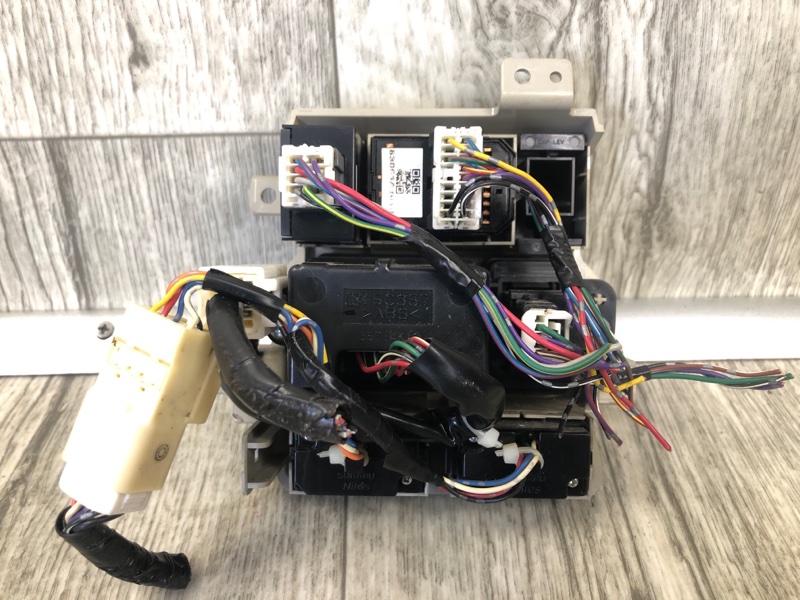 Блок кнопок торпедо LEGACY 09-15 BM 2012 SEDAN 3.6 EZ36