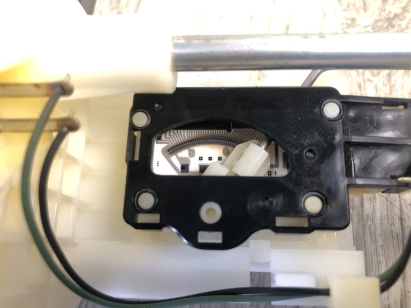 Датчик уровня топлива LEGACY 09-15 BM 2012 SEDAN 3.6 EZ36