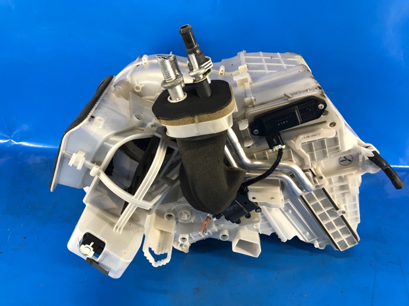 Запчасть печка салона MAZDA 3 BL 09-13 2009 2.5 L (L5-VE) BBM5-61-130D Б/У Печка салона MAZDA 3 BL 09-13 2009 2.5 L (L5-VE) BBM5-61-130D Б/У