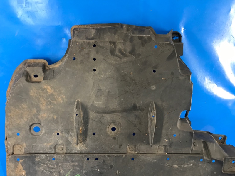 Защита двигателя TOYOTA PRIUS - 30 09-17 ZVW30 1.8 2ZRFXE