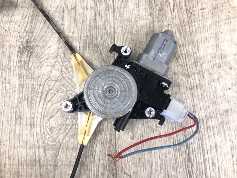 Стеклоподъемник задний левый SUBARU LEGACY 09-15 BM SEDAN 3.6 EZ36