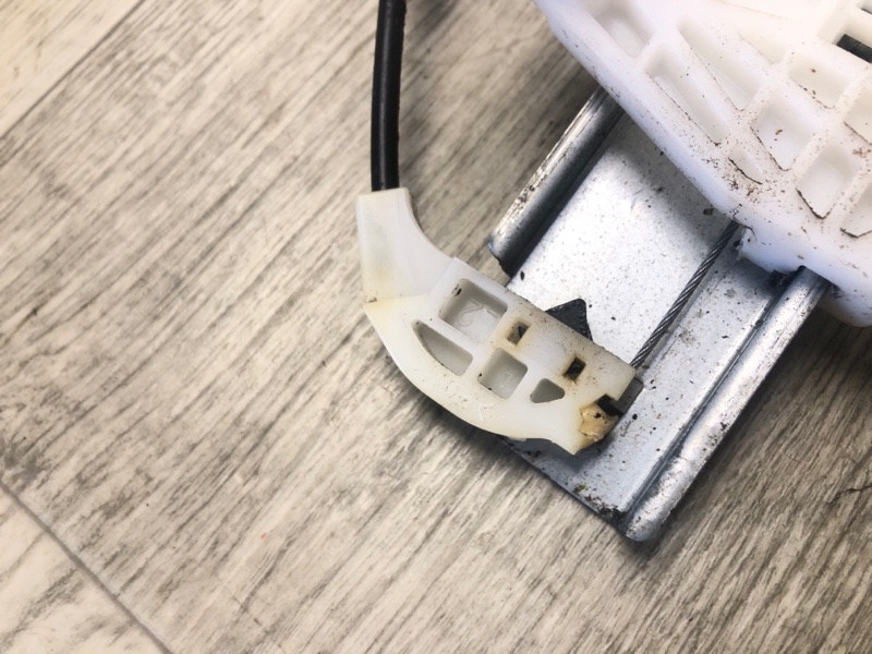 Стеклоподъемник задний левый LEGACY 09-15 BM 2012 SEDAN 3.6 EZ36