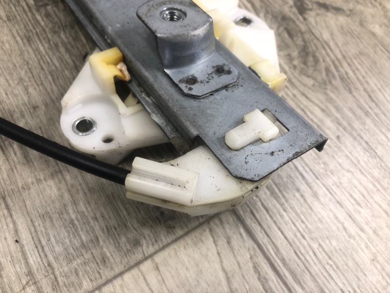 Стеклоподъемник задний правый LEGACY 09-15 BM 2012 SEDAN 3.6 EZ36