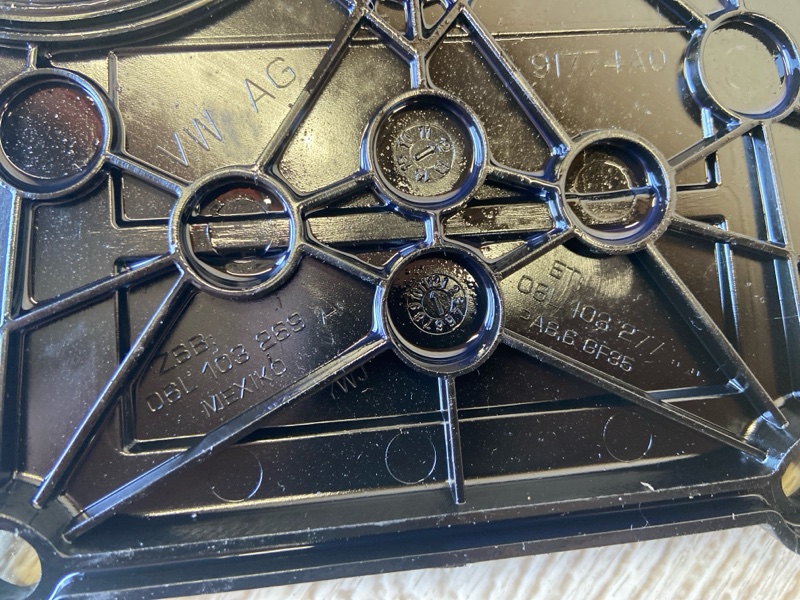 Крышка ГРМ JETTA USA 10-17 2013 162 2.0 CPLA