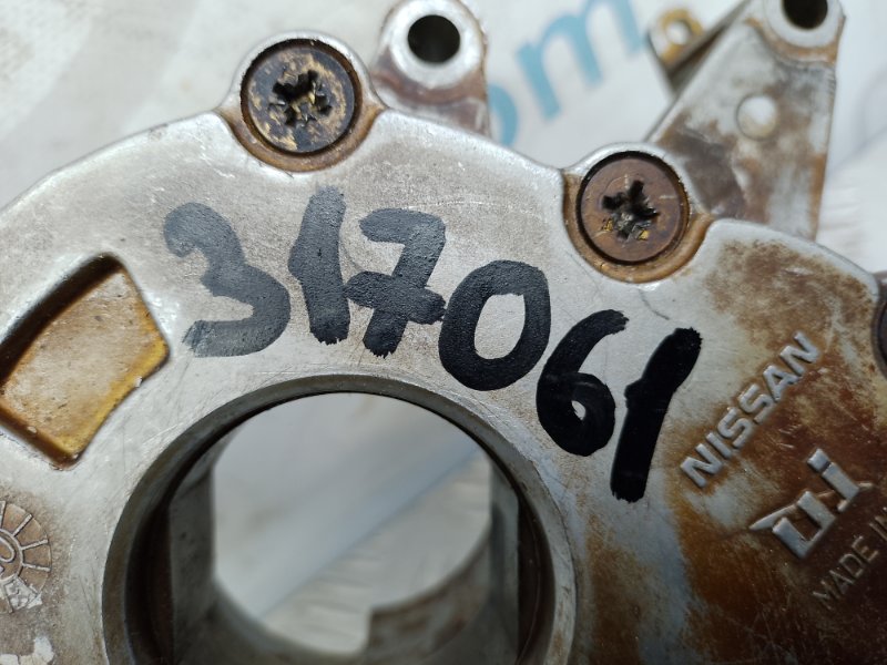 Масляный насос QX56 / TITAN / ARMADA 04-16