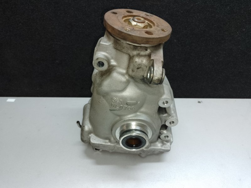 Редуктор передний INFINITI M35/M45 04-10 2008 3.5 VQ35HR 38500-AR55A Б/У