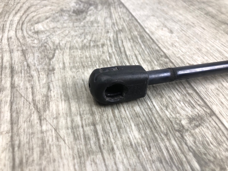 Амортизатор крышки багажника LEGACY 09-15 BM 2012 SEDAN 3.6 EZ36