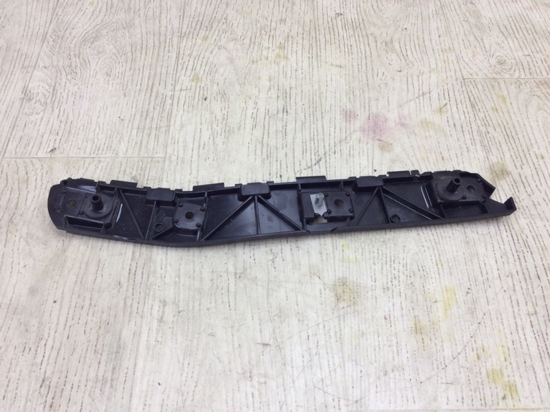 Кронштейн заднего бампера правый ESCAPE 12-19 2018 TM2 2.5 T25HDEX