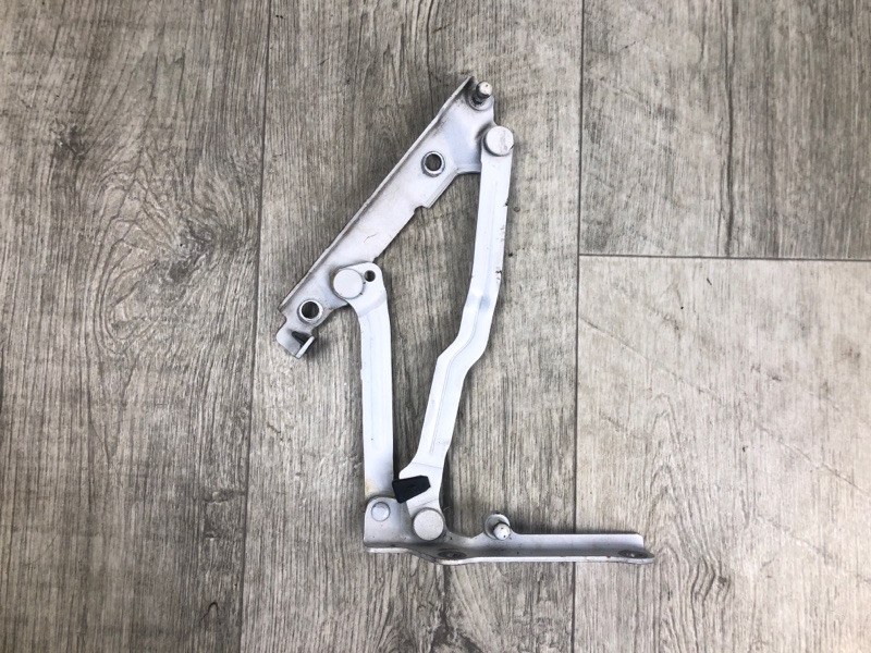 Петля крышки багажника левая SUBARU LEGACY 09-15 BM 2012 SEDAN 3.6 EZ36 57520AJ01A9P Б/У