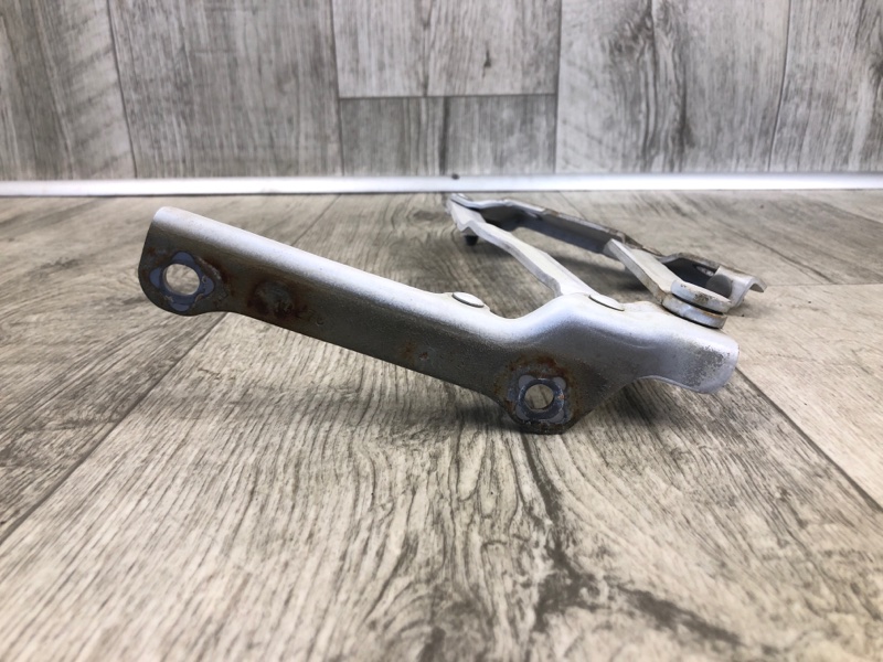 Петля крышки багажника левая LEGACY 09-15 BM 2012 SEDAN 3.6 EZ36