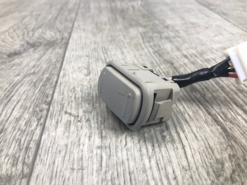 Кнопка регулировки сиденья передняя левая LEGACY 09-15 BM 2012 SEDAN 3.6 EZ36 Кнопка регулировки сиденья передняя левая LEGACY 09-15 BM 2012 SEDAN 3.6 EZ36