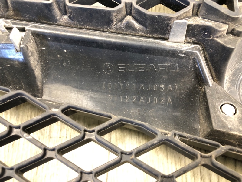 Решетка радиатора LEGACY 09-15 BM 2012 SEDAN 3.6 EZ36