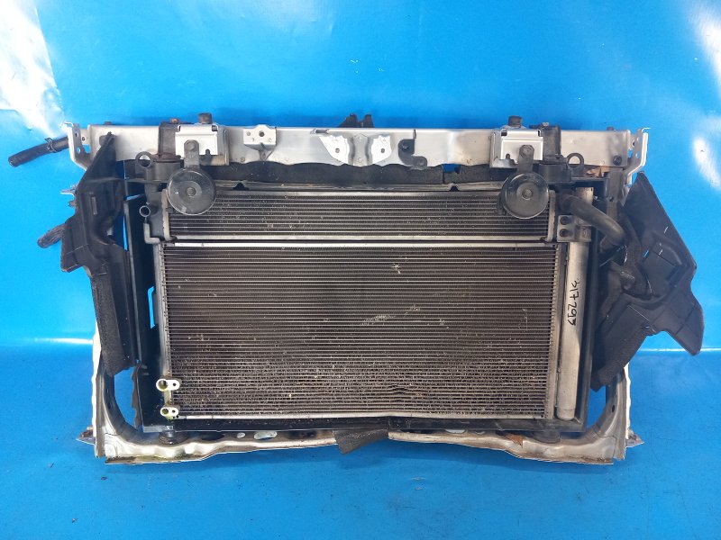 Панель передняя TOYOTA PRIUS - 30 09-17 2010 ZVW30 53201-47903 Б/У