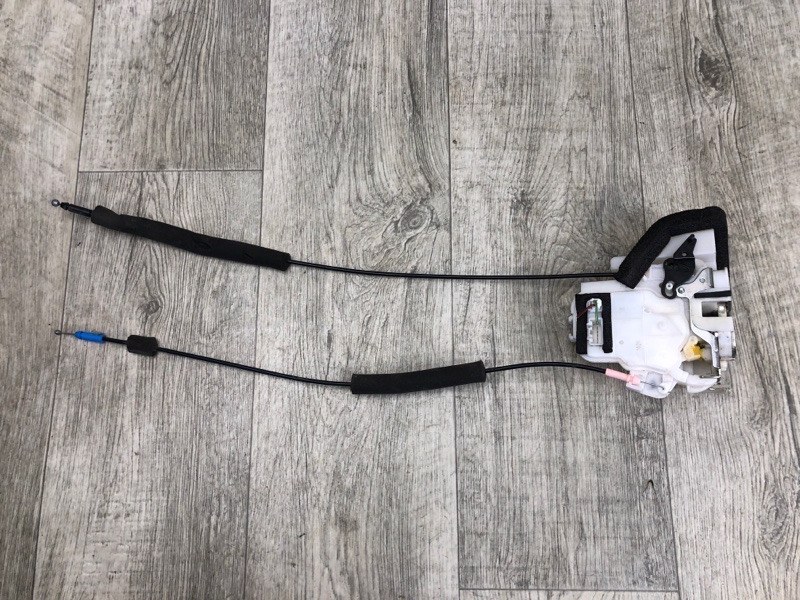 Замок двери задний правый SUBARU LEGACY 09-15 BM 2012 SEDAN 3.6 EZ36 61035AJ00A Б/У