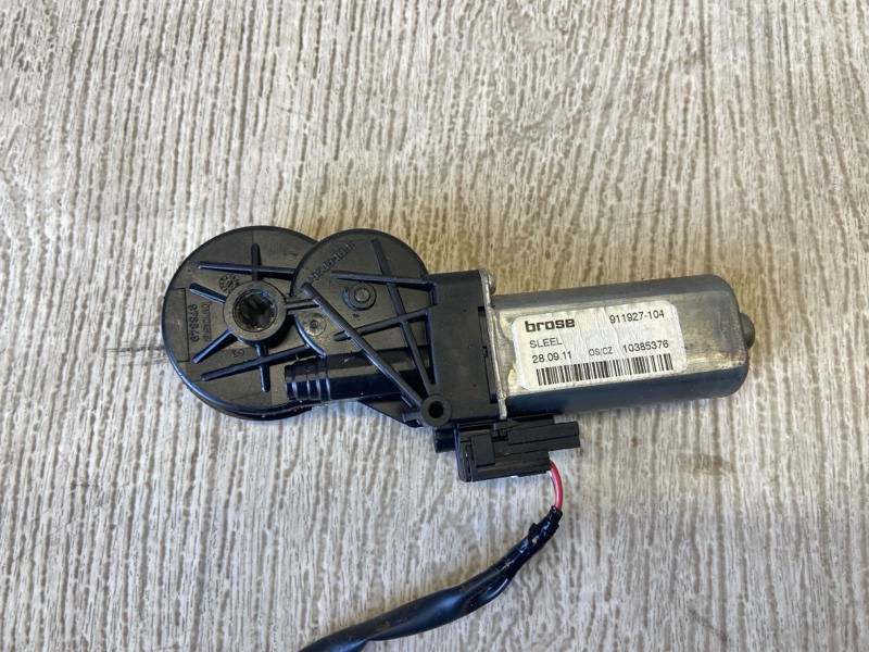 Моторчик регулировки сиденья передний правый LEGACY 09-15 BM 2012 SEDAN 3.6 EZ36