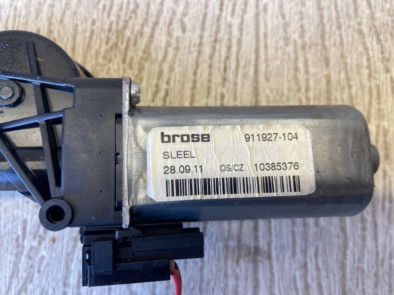 Моторчик регулировки сиденья передний правый LEGACY 09-15 BM 2012 SEDAN 3.6 EZ36