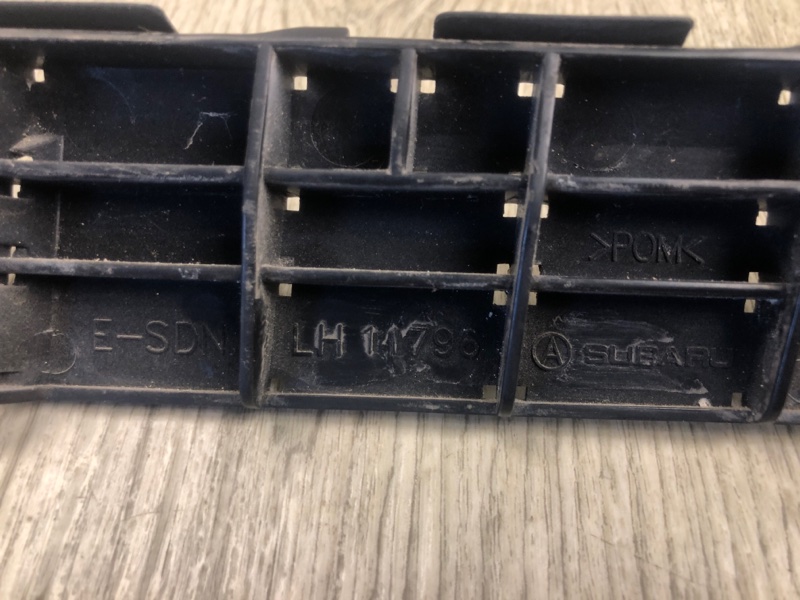 Кронштейн заднего бампера левый LEGACY 09-15 BM 2012 SEDAN 3.6 EZ36 Кронштейн заднего бампера левый LEGACY 09-15 BM 2012 SEDAN 3.6 EZ36