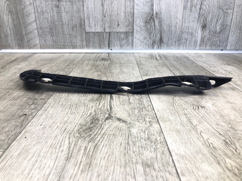 Кронштейн заднего бампера правый SUBARU LEGACY 09-15 BM SEDAN 3.6 EZ36