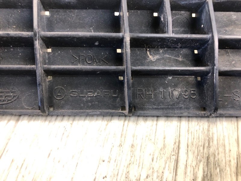 Кронштейн заднего бампера правый LEGACY 09-15 BM 2012 SEDAN 3.6 EZ36