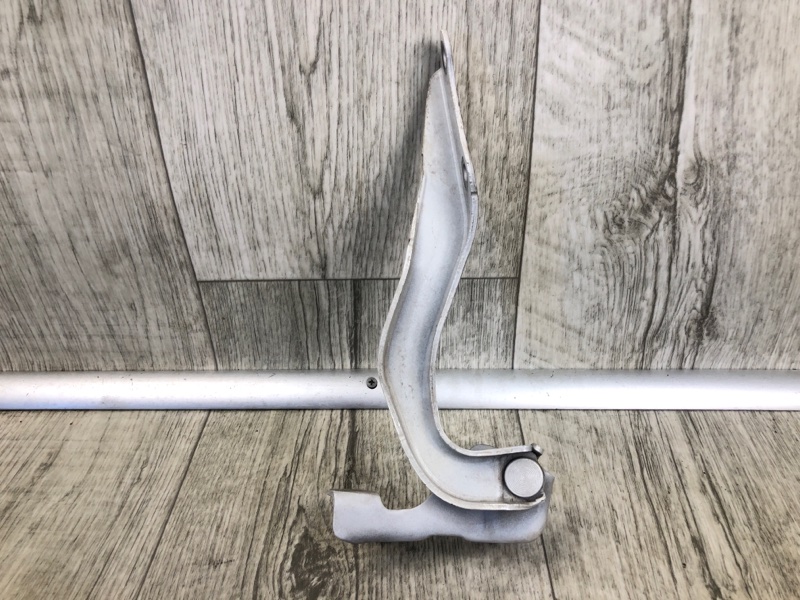 Петля капота правая SUBARU LEGACY 09-15 BM 2012 SEDAN 3.6 EZ36 57260AJ00A9P Б/У