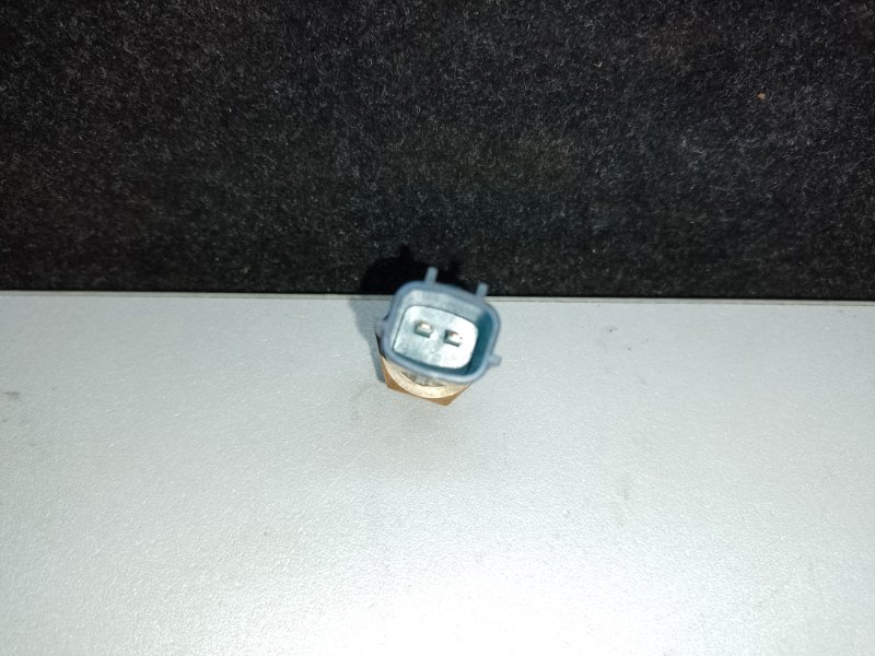 Датчик температуры охлаждающей жидкости M35/M45 04-10 2008 3.5 VQ35HR