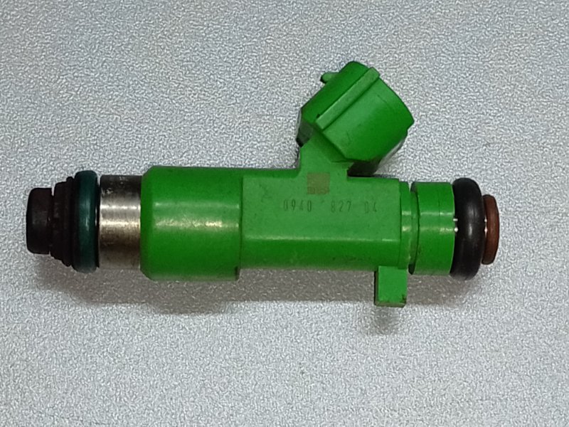 Форсунка топливная INFINITI M35/M45 04-10 2008 3.5 VQ35HR 16600-JK20A Б/У