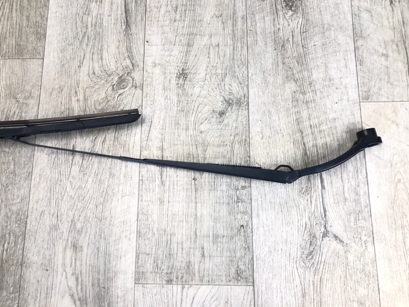 Поводок стеклоочистителя передний правый LEGACY 09-15 BM 2012 SEDAN 3.6 EZ36