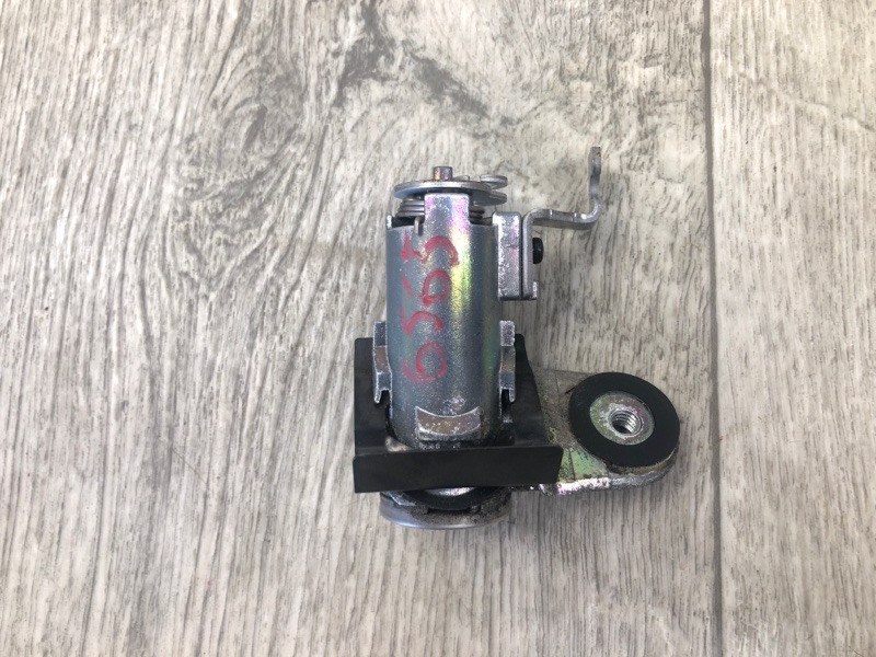 Замок крышки багажника LEGACY 09-15 BM 2012 SEDAN 3.6 EZ36