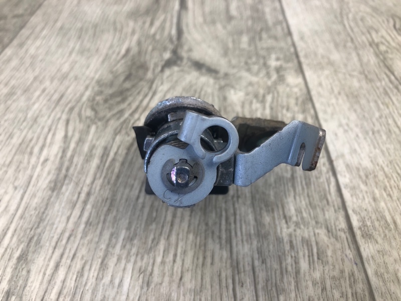 Замок крышки багажника LEGACY 09-15 BM 2012 SEDAN 3.6 EZ36