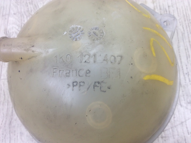 Бачок расширительный VOLKSWAGEN TIGUAN 08-17 5N 2.0 CCTA