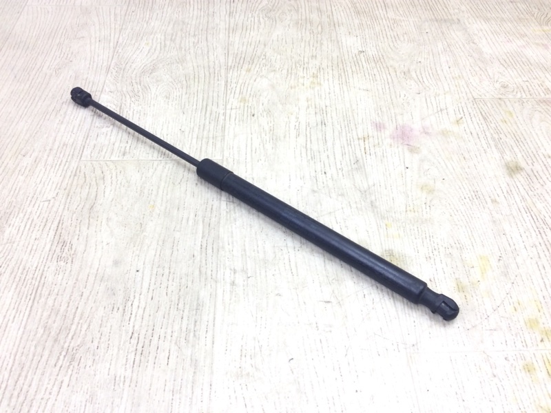 Амортизатор крышки багажника TIGUAN 08-17 2011 5N 2.0 CCTA