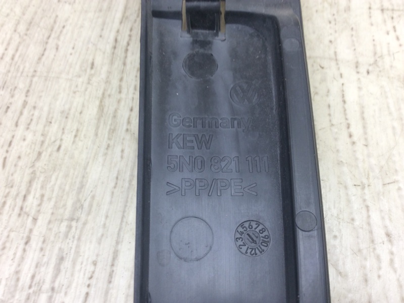 Пыльник крыла передний левый VOLKSWAGEN TIGUAN 08-17 5N 2.0 CCTA