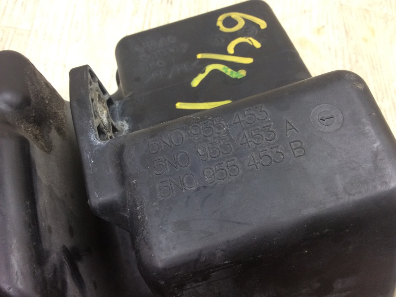 Бачок омывателя VOLKSWAGEN TIGUAN 08-17 5N 2.0 CCTA