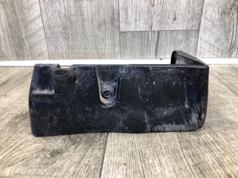 Брызговик передний правый LEGACY 09-15 BM 2012 SEDAN 3.6 EZ36