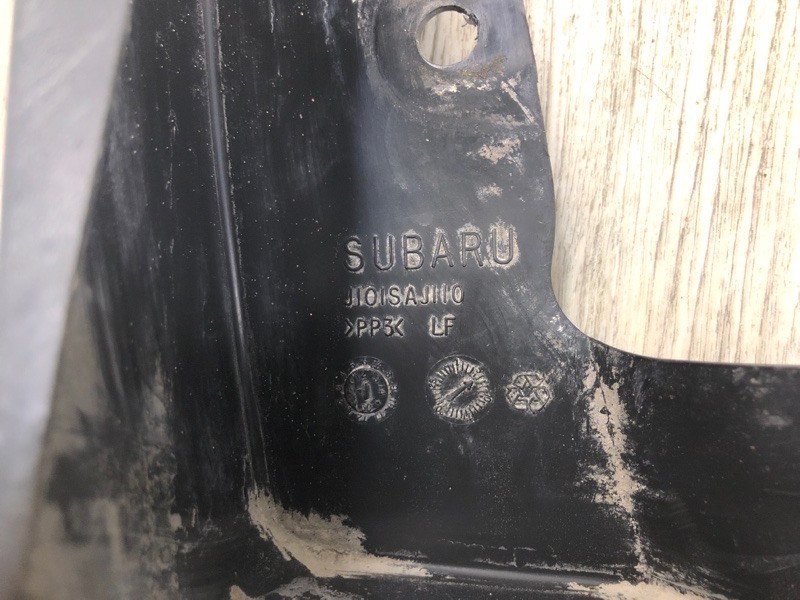 Брызговик передний левый LEGACY 09-15 BM 2012 SEDAN 3.6 EZ36