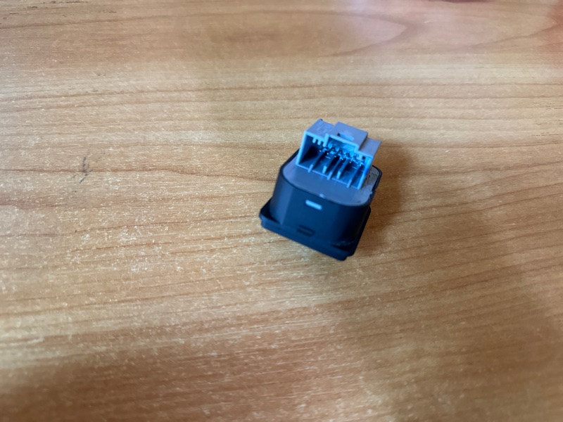 Блок управления зеркалами JETTA USA 18- 2018 JEM 1.4 DGXA Блок управления зеркалами JETTA USA 18- 2018 JEM 1.4 DGXA