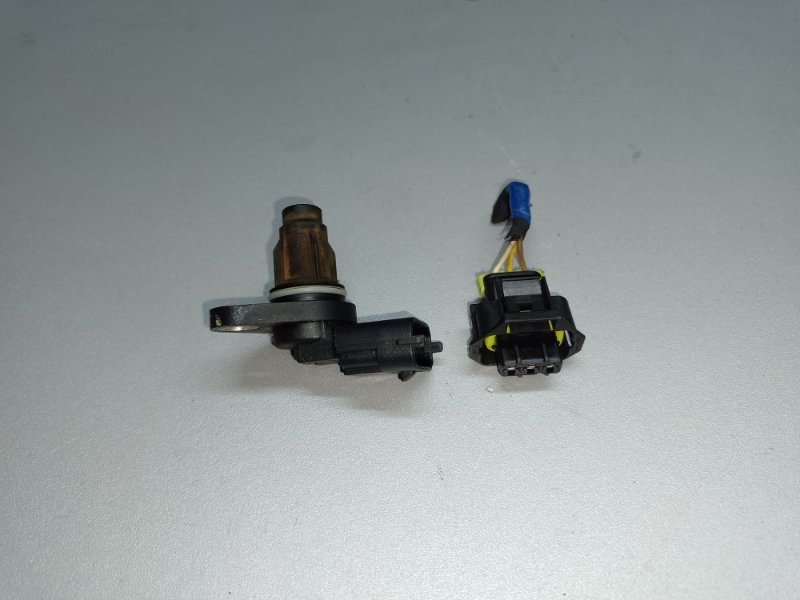 Датчик положения распредвала KIA SOUL PS 13-19 2016 1.6 G4FD 39350-2B030 Б/У