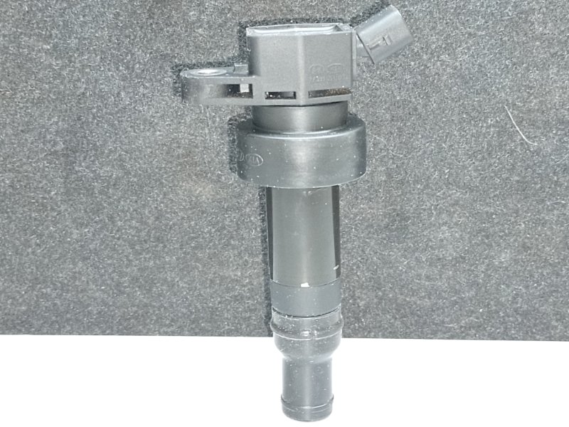 Запчасть катушка зажигания KIA SOUL PS 13-19 2016 1.6 G4FD 27301-2B100 Б/У Катушка зажигания KIA SOUL PS 13-19 2016 1.6 G4FD 27301-2B100 Б/У